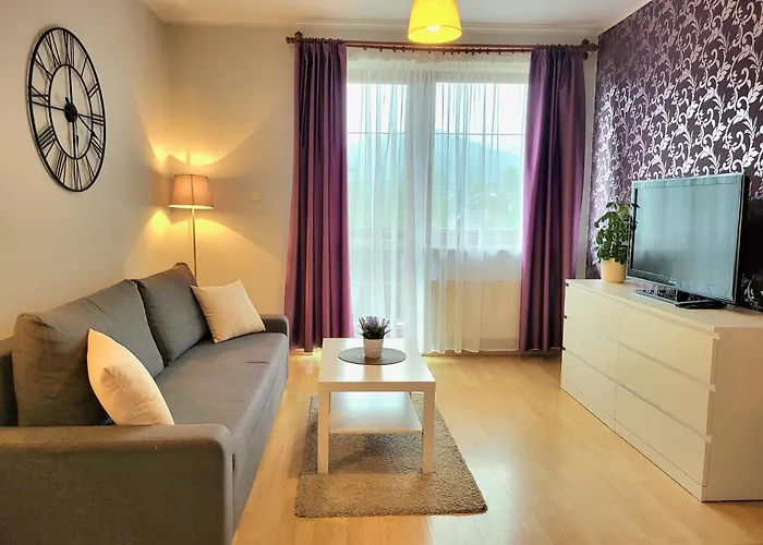 Velvet كوشتيليسكا